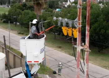 Nación le permitiría a municipios cobrar alumbrado público en las boletas de luz