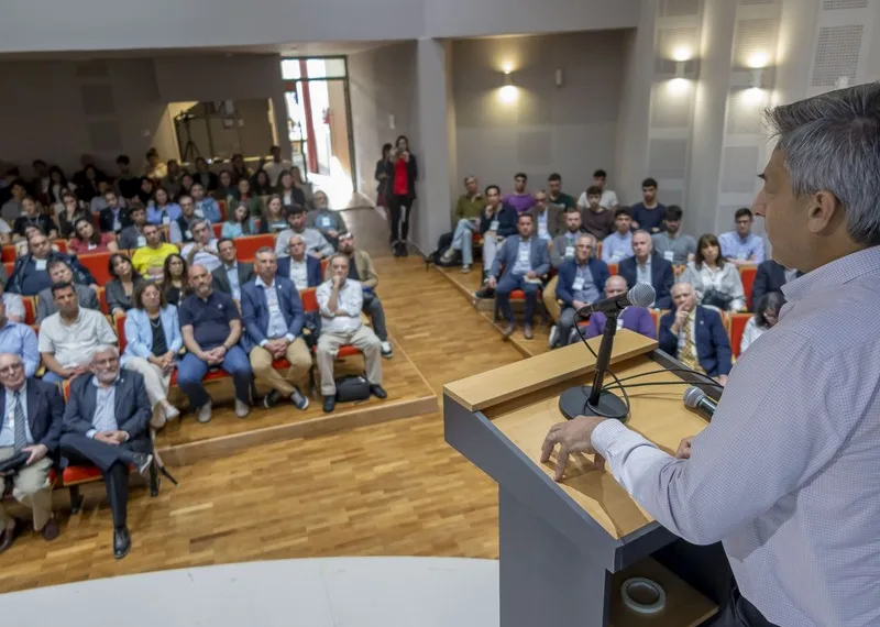 El Colegio de Ingenieros dijo presente  en el Congreso de Energías Renovables