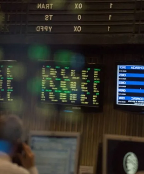 Por nueva suba de bonos, el Riesgo País está a punto de perforar los 1100 puntos