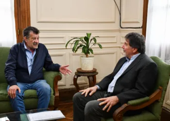 Barenghi recibió a Alberto Sileoni en Bragado