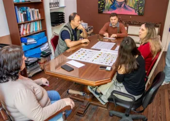 Promueven la incorporación del QR para facilitar la lectura de los menú en personas con discapacidad visual