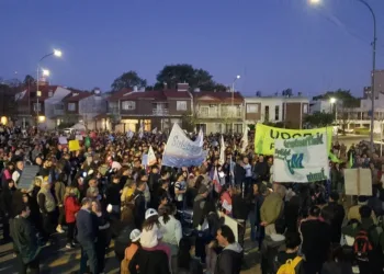 Junín abrazó a la UNNOBA y se sumó al clamor nacional