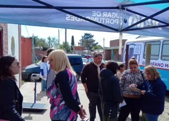 «La Muni en tu Barrio» desplegó un nuevo operativo en el barrio Los Almendros
