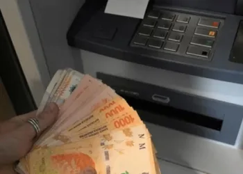 Hoy se reintegra el recorte  salarial que sufrieron más de 11.000 docentes