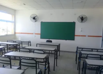 Miércoles sin transporte, con colectivos, y con clases complicadas en escuelas y universidades
