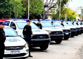 Provincia: el aumento del 8% acordado con los estatales alcanzará a la Policía y al SPB