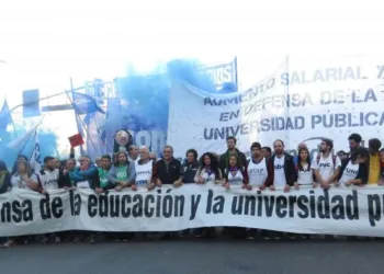 Tras el veto, los gremios universitarios van a un paro total este jueves