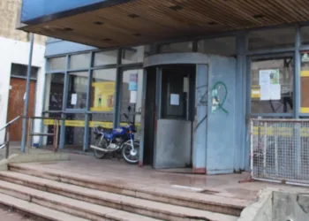 Se dificulta la labor en el Correo  Junín por la escasez de personal