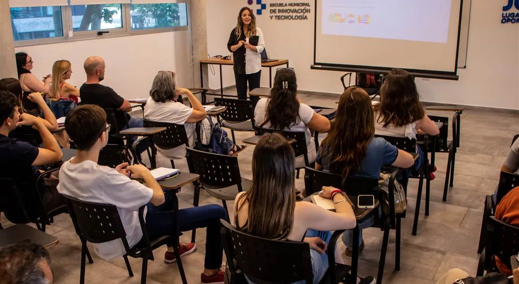 Nuevo curso de capacitación para brindar más herramientas a los vecinos