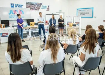 El Municipio entregó electrodomésticos para las cocinas de las escuelas