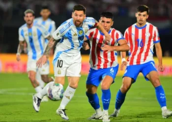 La Selección Argentina tropezó en Paraguay