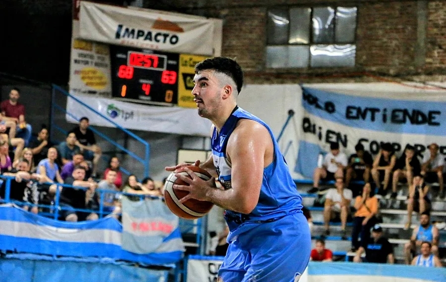 San Martín y Los Indios, los candidatos, pegaron primero