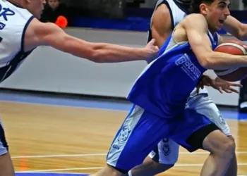 Argentino pegó primero y quedó a un paso de semifinales