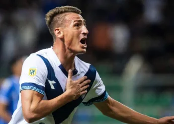 Vélez se juega una parada clave en Mendoza