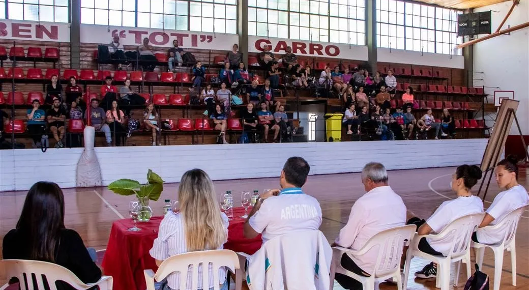 “Junín tiene todo para convertirse en un semillero de nadadores a nivel nacional”, afirmó Roldán