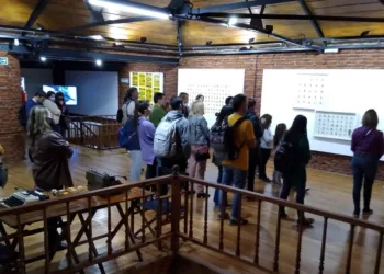 Posverso Bienal: nuevas inauguraciones y homenaje a Luis Pazos