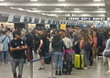El Gobierno denunciará al sindicato aeronáutico por «el secuestro de pasajeros»