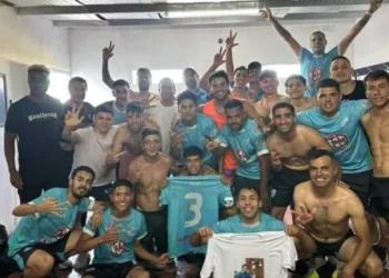 Defensa tomó la punta y sueña más que nunca con el campeonato