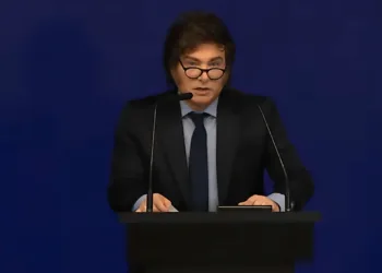 Javier Milei, tras la condena a Cristina Kirchner afirmó: «Es culpable de actos de corrupción.»