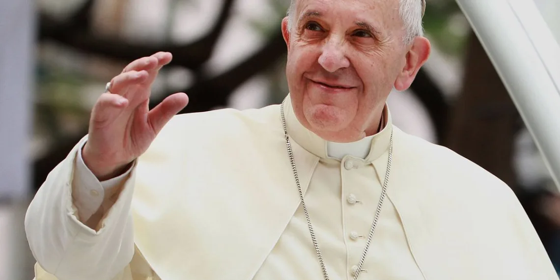 El Papa pidió “mirar más allá de los particularismos”, tras el retiro de la delegación argentina de la cumbre climática