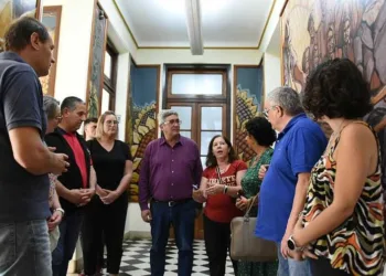 Rodríguez recibió a la delegación francesa de Limoges en el marco de la cooperación bilateral