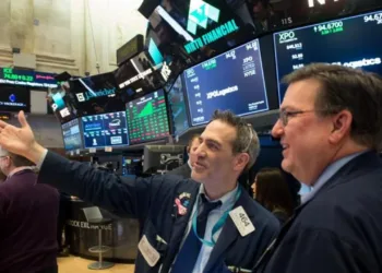 Suben los bonos argentinos y el Riesgo País cae a 872 puntos