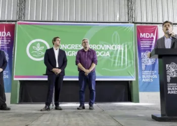 Kicillof: “Nosotros invertimos en las universidades mientras la Nación las abandona”