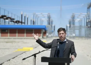 Kicillof toma deuda por $100.000 millones para sostener la obra pública