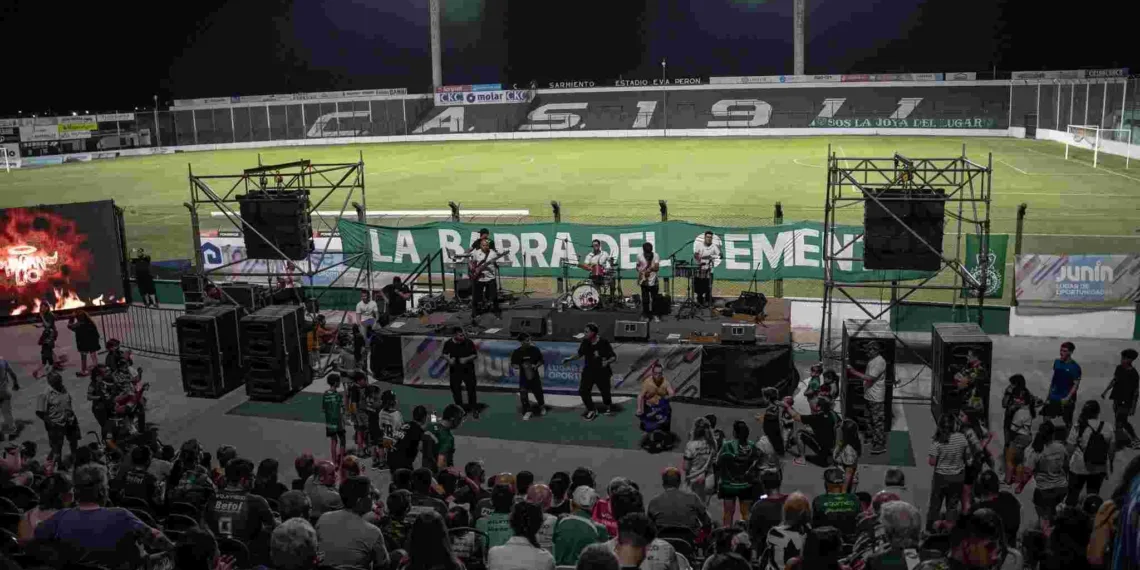 Toda la familia verdolaga festejó el Día del Hincha en el “Eva Perón”