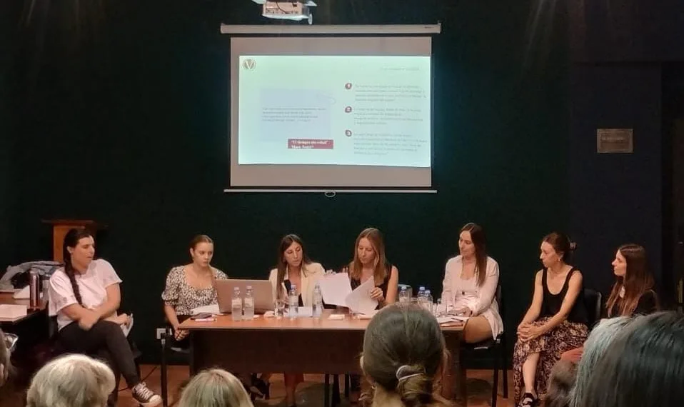 Se realizó el conversatorio: “Perspectiva gerontológica, salud mental y enfoque de derechos”
