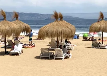 Cuatro de cada diez turistas en Chile son argentinos