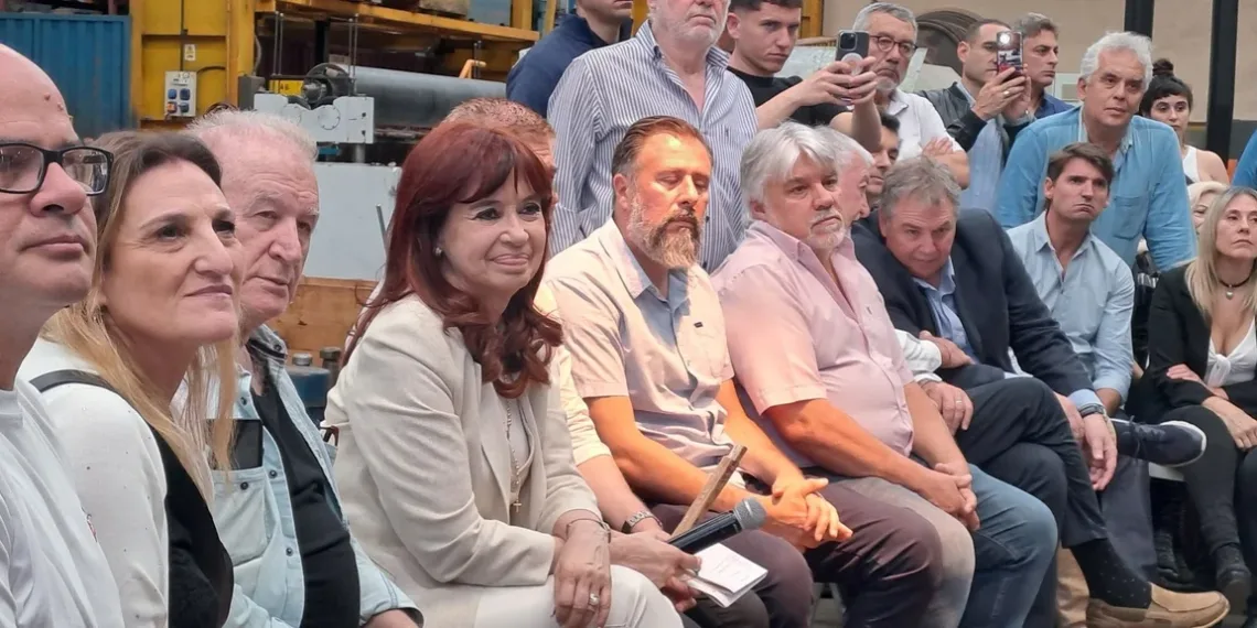 Cristina Kirchner criticó el modelo que propone Milei: «Es como un yogurt, todos sabemos que se vence»