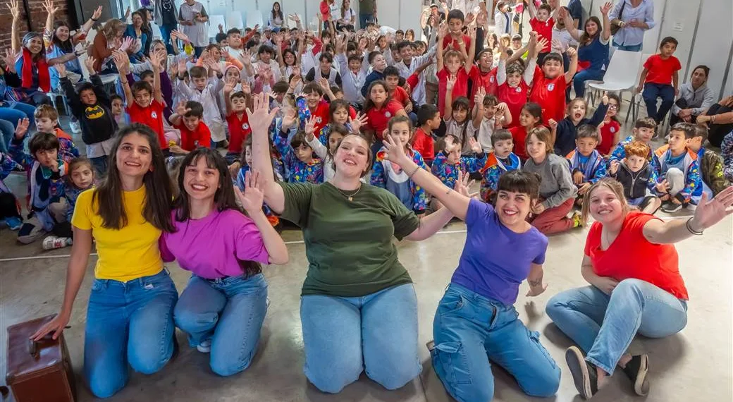 Comenzó la XX Feria del Libro con gran participación de escuelas y una amplia grilla de actividades