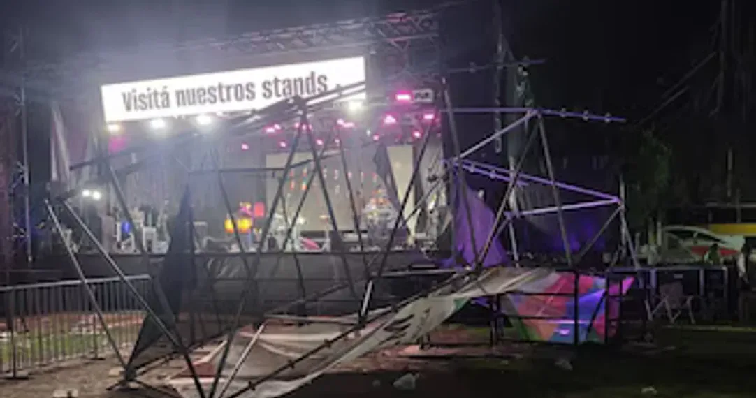 Horror en la Fiesta Nacional de la Música: una mujer murió tras el derrumbe de un escenario debido a los fuertes vientos