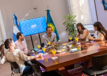 Reconocimiento a tres empleadas que arribaron a los 30 años de servicio en el Municipio