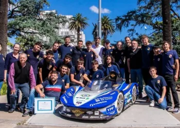 Reconocieron al equipo de la Técnica 1 que se consagró campeón en el Desafío Eco YPF 2024