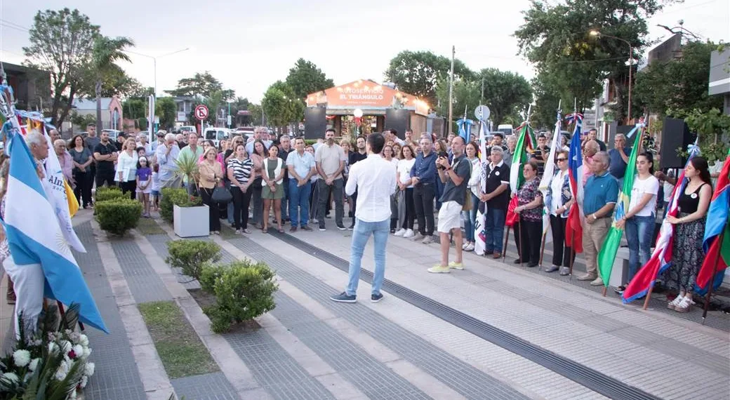 Emotivo acto para conmemorar el Día del Fomentista