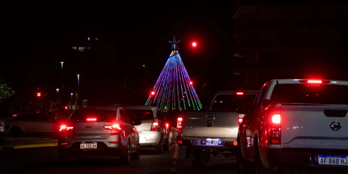 Junín encendió su árbol de Navidad