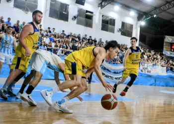 Los Indios dio el gran golpe en el Bastión y forzó una tercera final