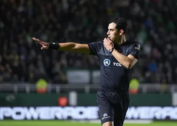 Rey Hilfer será el encargado de dirigir la final entre Vélez y Estudiantes