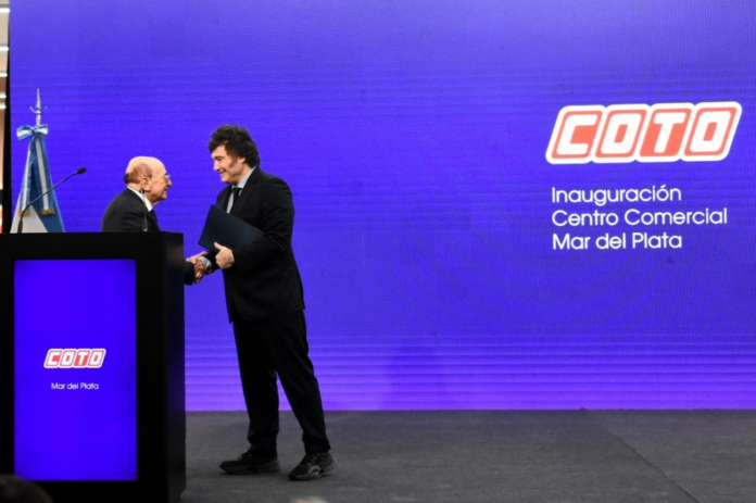 Milei vaticinó «tiempos prósperos y felices» y habló de «monos que piden golpe de Estado»