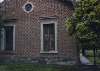 Trenes Argentinos avanza en la recuperación de tierras usurpadas