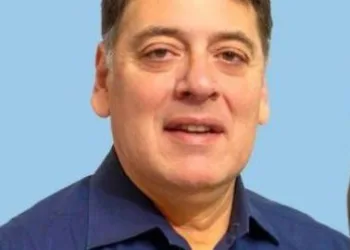 Luis Chami analiza su futuro político