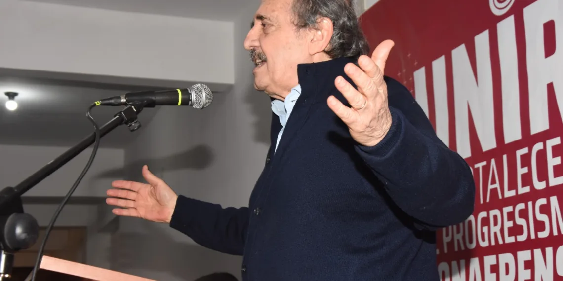 Alfonsín: “En Argentina hay que renovar el pacto democrático”