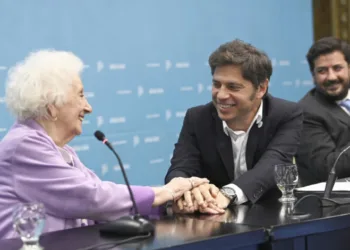 Kicillof encabezó el acto por el Día Internacional de los Derechos Humanos junto a Estela de Carlotto