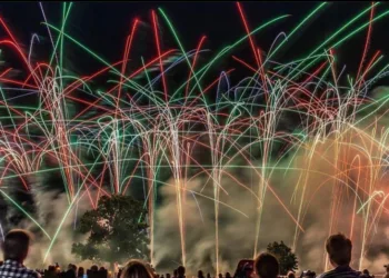 Lanzan la quinta campaña nacional “Iluminemos  el cielo con fuegos artificiales amigables”