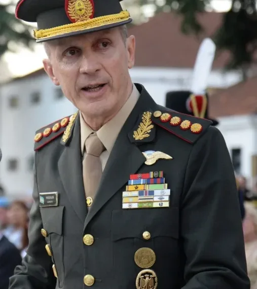 Renunció el segundo de Petri en el Ministerio de Defensa