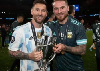 «Se le ve contento»: Alexis Mac Allister habló de la posibilidad de que Lionel Messi juegue el Mundial 2026