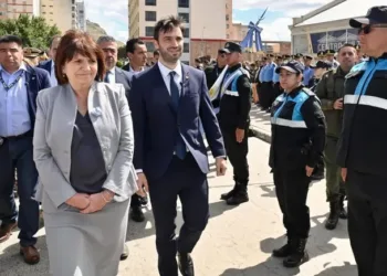 Qué dijo el director de la orquesta que le tocó «Quién se ha tomado todo el vino» a Patricia Bullrich