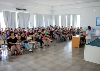 Más de 100 vecinos participaron de un nuevo curso de manipulación segura de alimentos